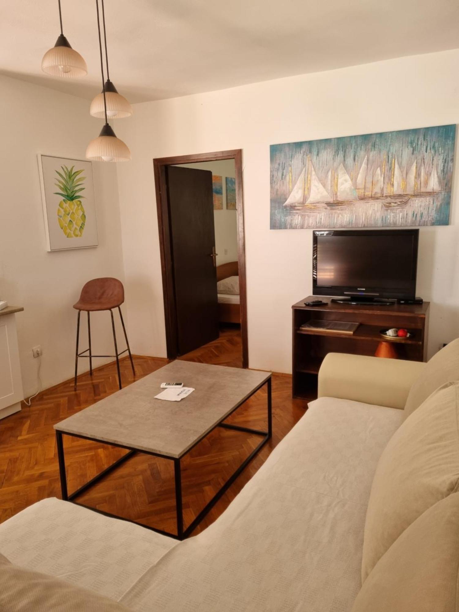 Apartman Frketic Жаборич Экстерьер фото